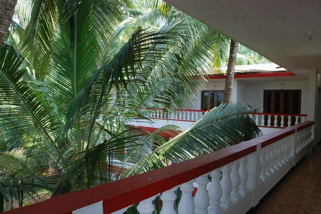 Shankarz By The Sea Mandrem Bagian luar foto